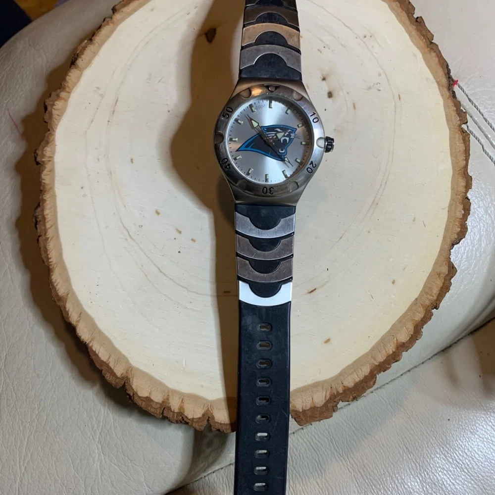 Panthers Watch‎ SR626SW F3068511/GT NFL Football